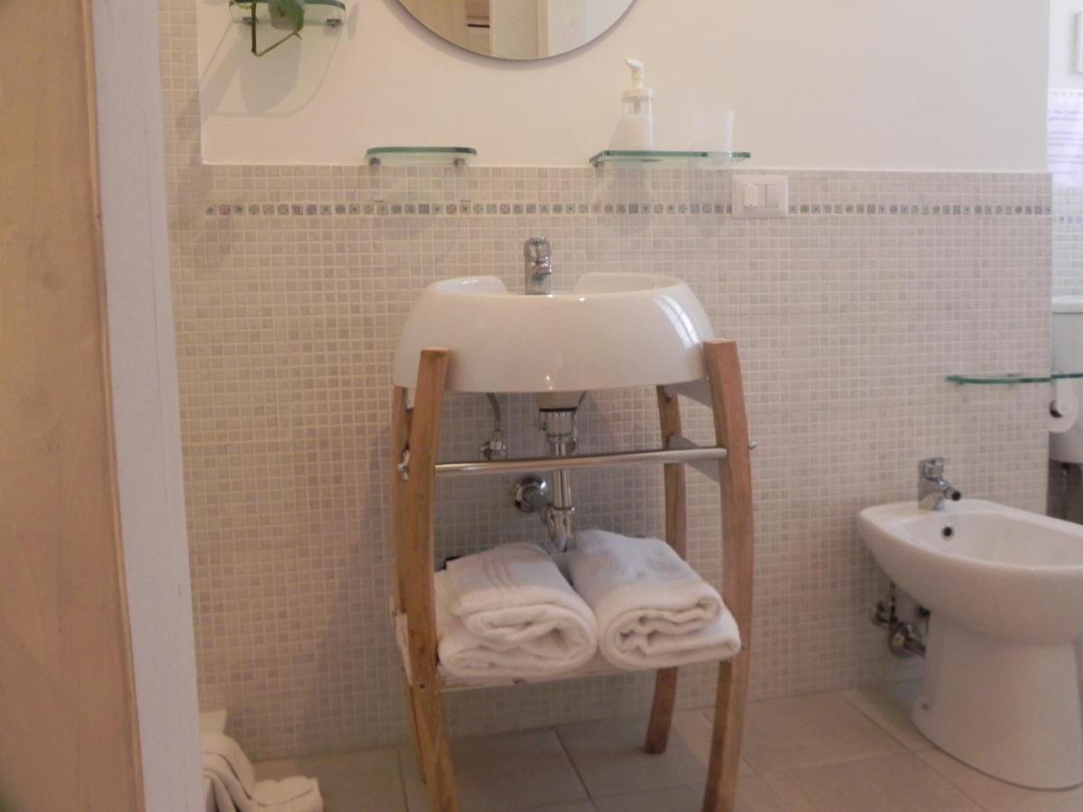 Gea Etna Apartment&Rooms Nicolosi Bagian luar foto