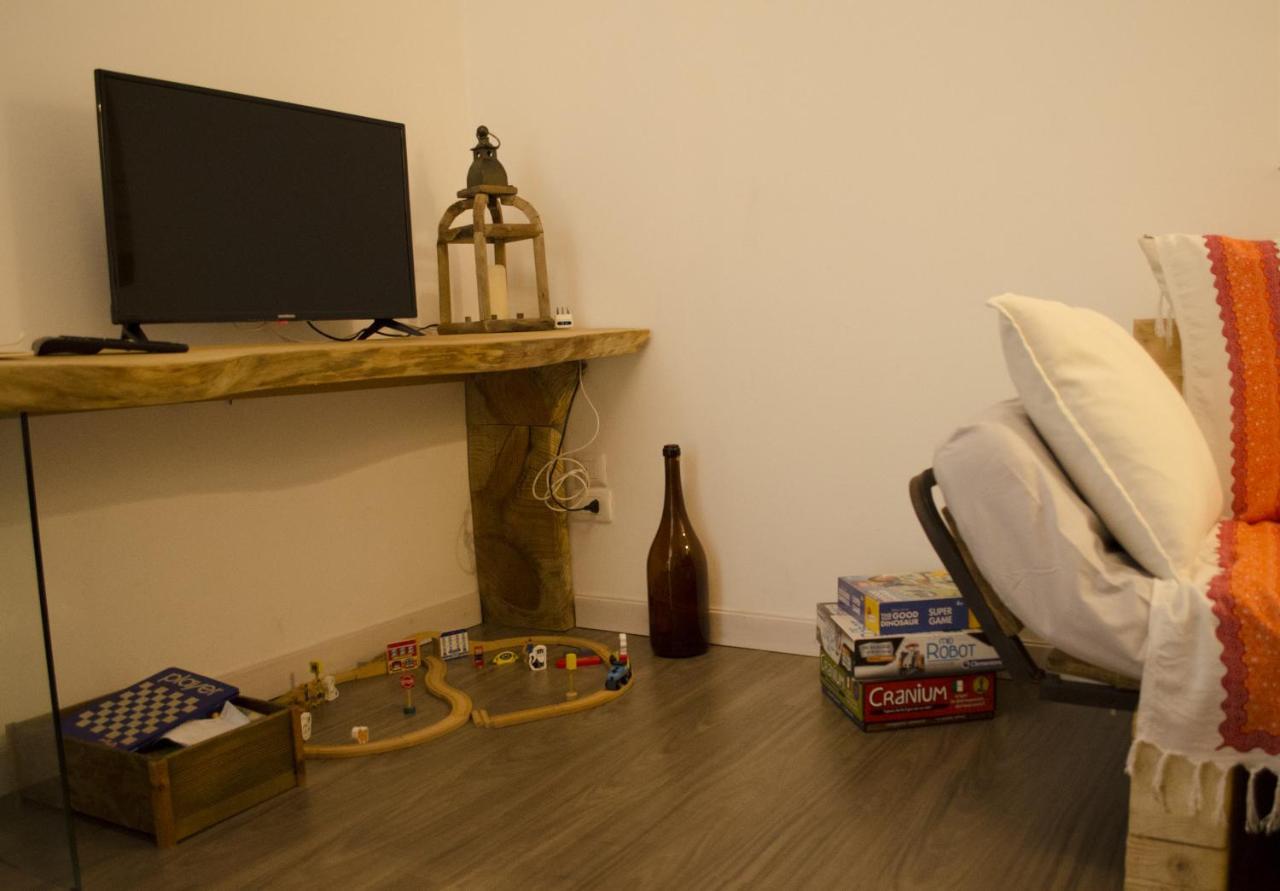 Gea Etna Apartment&Rooms Nicolosi Bagian luar foto