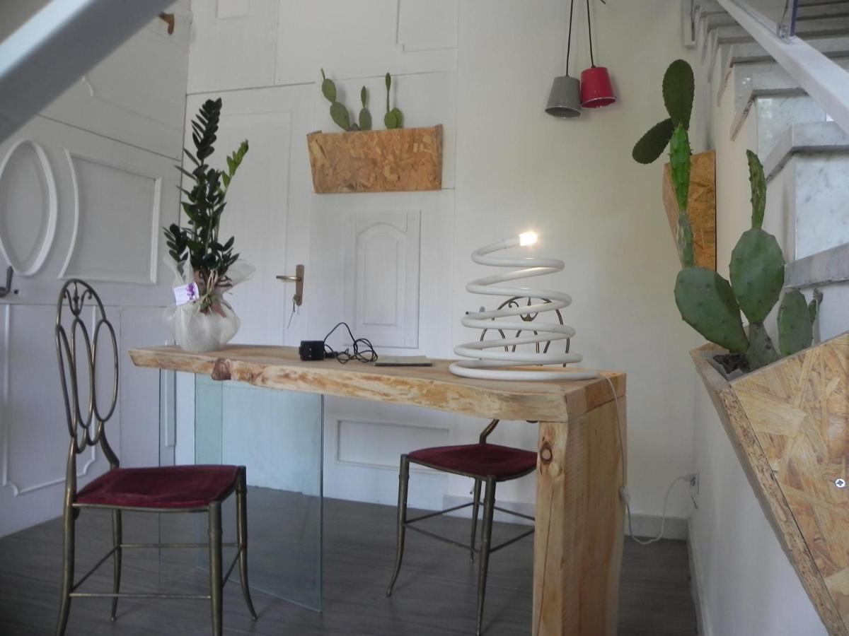 Gea Etna Apartment&Rooms Nicolosi Bagian luar foto
