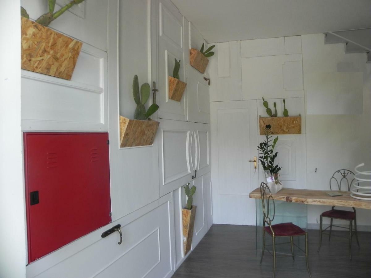 Gea Etna Apartment&Rooms Nicolosi Bagian luar foto